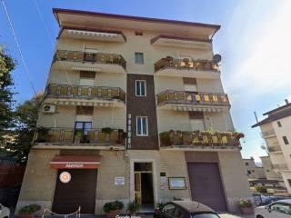Trilocale via Eugenio Azimonti 72, Villa D'agri, Marsicovetere