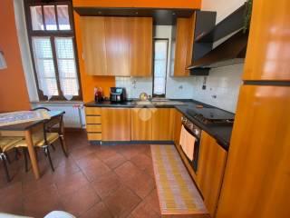 Trilocale via donaudi 50, Centro, Saluzzo — foto 10 di 13