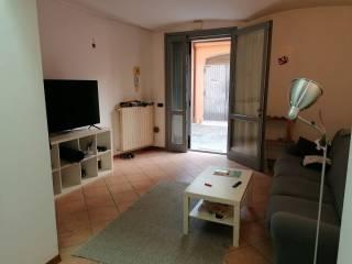 Bilocale via San Filippo 15, Centro Storico, Reggio Emilia