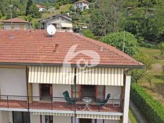 Trilocale via Vararo 18, Centro, Cittiglio — foto 10 di 20