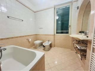 Quadrilocale via Guglielmo Marconi, Centro, Sesto Calende — foto 24 di 25