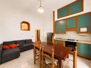 Bilocale via Dalmazia 38, Umbertina - Madonnella, Bari