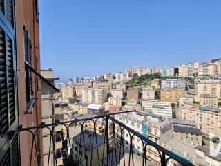 Appartamento salita Oregina 14, Lagaccio, Genova