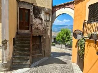 Terratetto unifamiliare via Guglielmo Marconi, Centro, Alanno — foto 4 di 33