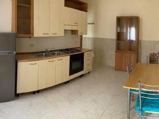 Monolocale via G. Desenzani 15, Centro, Castiglione delle Stiviere — foto 2 di 7
