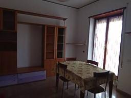 Trilocale via Farneto, Centro, Supino