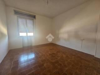 Quadrilocale Strada Statale Goitese 300, Centro, Goito — foto 6 di 7