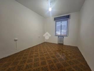 Quadrilocale Strada Statale Goitese 300, Centro, Goito — foto 3 di 7