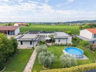 Villa unifamiliare via Montecurto di Sopra, Lavagno — foto 4 di 37