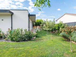 Villa unifamiliare via Montecurto di Sopra, Lavagno — foto 7 di 37