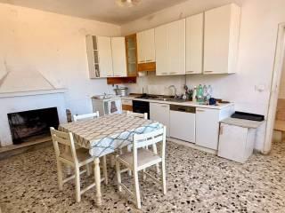 Terratetto plurifamiliare via del Mare 39, Frisa — foto 5 di 9