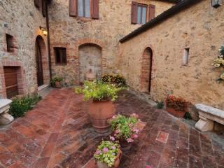Appartamento in villa Strada delle Badesse 6, Monteriggioni
