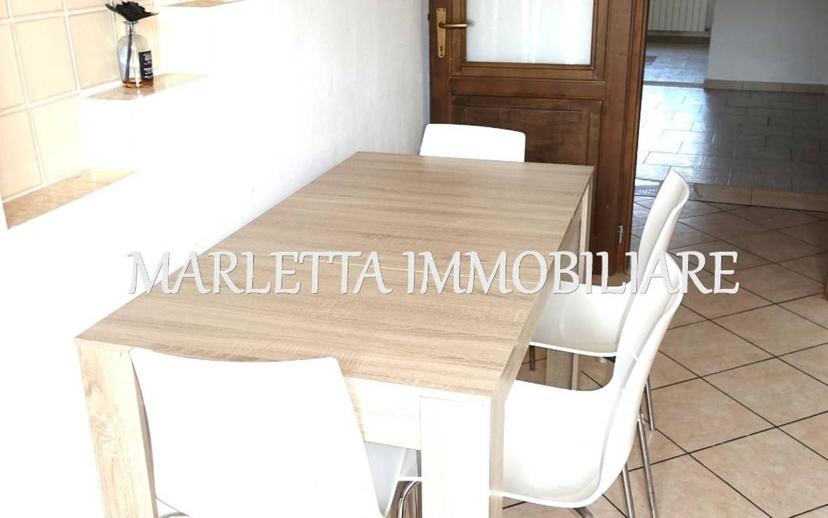 Trilocale buono stato, primo piano, Centro, Madignano — foto 2 di 25