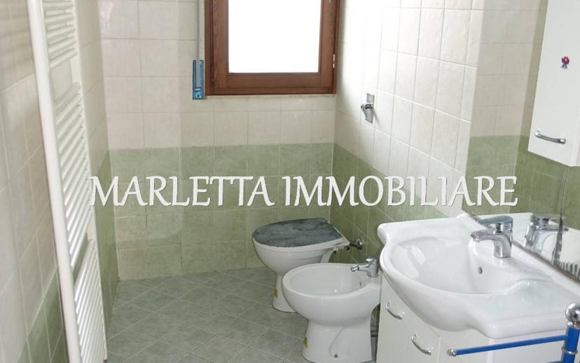 Trilocale buono stato, primo piano, Centro, Madignano — foto 15 di 25