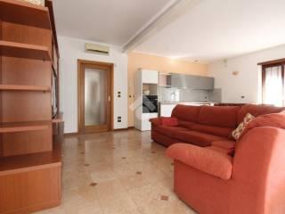 Quadrilocale via giacomo zanella 8, Centro, Arzignano — foto 18 di 30