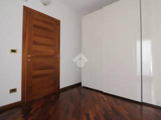 Quadrilocale via giacomo zanella 8, Centro, Arzignano — foto 8 di 30
