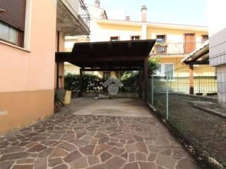 Quadrilocale via giacomo zanella 8, Centro, Arzignano — foto 25 di 30