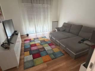 Trilocale via Tombetta 111, Borgo Roma, Verona