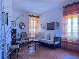 Quadrilocale via Borgo Vecchio 95, Centro, Caprarola — foto 3 di 20