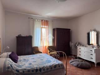 Quadrilocale via Borgo Vecchio 95, Centro, Caprarola — foto 16 di 20