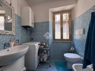 Quadrilocale via Borgo Vecchio 95, Centro, Caprarola — foto 13 di 20