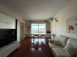 Attico via Daniele Comboni 53, Rivoltella, Desenzano del Garda — foto 2 di 6