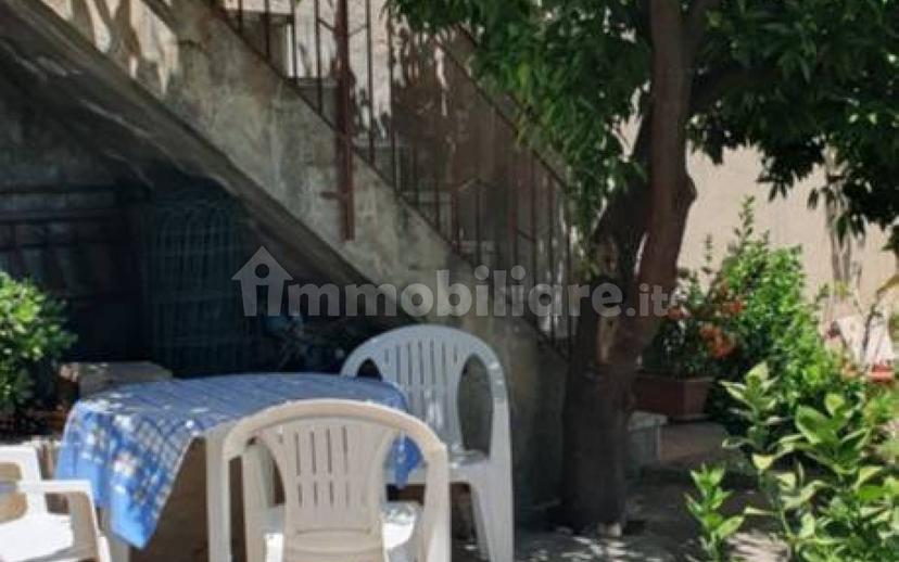 Terratetto unifamiliare via Duomo, Centro, Nicotera — foto 3 di 18
