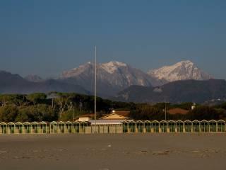 Appartamento via G. Spinetti, Centro, Forte dei Marmi — foto 4 di 5