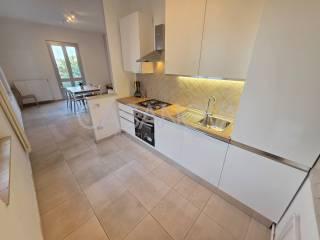Quadrilocale Lungomare Rodi 24, Centro, Giulianova — foto 18 di 23