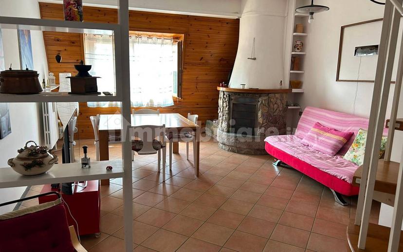 Trilocale via Leonardo Falconi 3, Capracotta — foto 8 di 13
