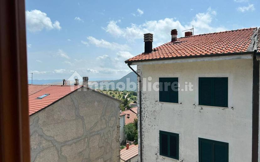 Trilocale via Leonardo Falconi 3, Capracotta — foto 9 di 13