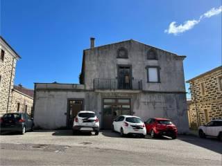Trilocale via Arcivescovo Sotgiu 27, Centro, Ghilarza — foto 2 di 14