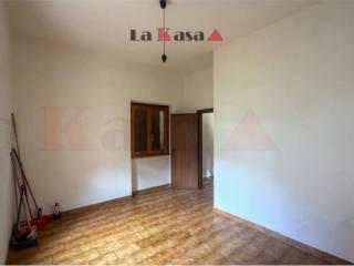 Terratetto unifamiliare 85 m², da ristrutturare, Torpè — foto 5 di 13