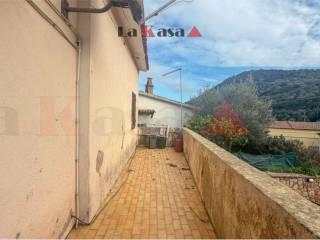 Terratetto unifamiliare 85 m², da ristrutturare, Torpè — foto 7 di 13