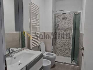 Stanza in affitto in appartamento via Raffaello Sanzio 8, Lodi — foto 3 di 3