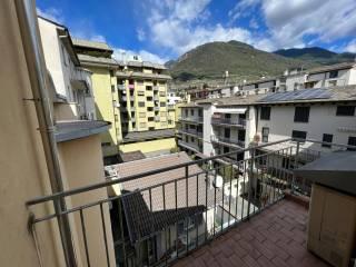Quadrilocale via Martiri della Libertà 23, Centro, Sondrio