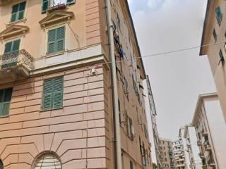 Stanza singola via Trieste 7, Genova