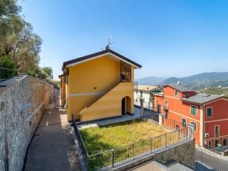 Trilocale via Dino Berisso 7, Centro, Cogorno — foto 4 di 20