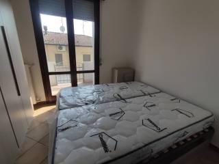 Trilocale via Niccolò Tommaseo, Casalbellotto, Casalmaggiore — foto 15 di 28