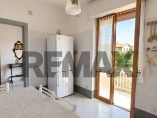 Villa bifamiliare, buono stato, 186 m², Centro, Usellus — foto 21 di 33