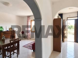 Villa bifamiliare, buono stato, 186 m², Centro, Usellus — foto 23 di 33