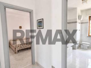 Villa bifamiliare, buono stato, 186 m², Centro, Usellus — foto 9 di 33