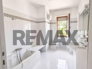 Villa bifamiliare, buono stato, 186 m², Centro, Usellus — foto 16 di 33