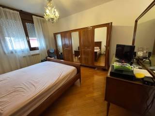 Appartamento ottimo stato, secondo piano, Mestre, Venezia