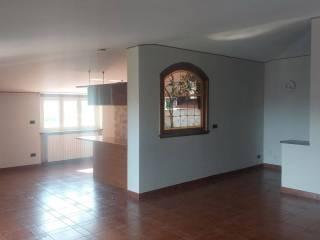 Mansarda via Pietro Micca 55, Centro, Cigliano — foto 4 di 20