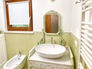 Trilocale Località Santa Barbara 1, La Salle — foto 2 di 9