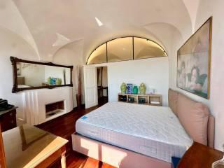 Appartamento piazza Sardi, 9, Porto Vecchio, Sanremo