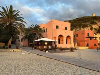 Trilocale piazza dei Pescatori, Varigotti, Finale Ligure — foto 2 di 3