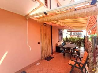 Trilocale via Giovanni Gentile 28, San Sostene — foto 11 di 20