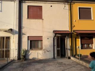 Villa unifamiliare via Arioste 1151, Centro, Bagnolo di Po — foto 10 di 14